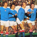 Sumerbee, Bell, Francis Lee, Marsh Maillot Retro Manchester City 1972