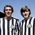 Bob Moncur, Malcolm Macdonald Maillot Retro Newcastle United 1970